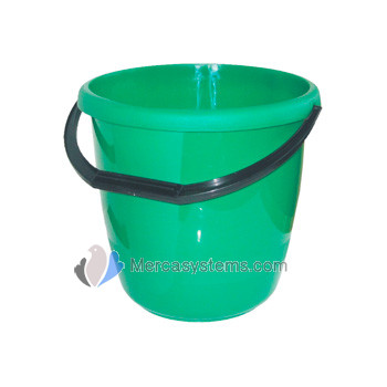 Pigeon supplies: Plastic bucket 6L capacity